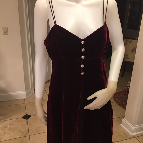 niteline della roufogali dress